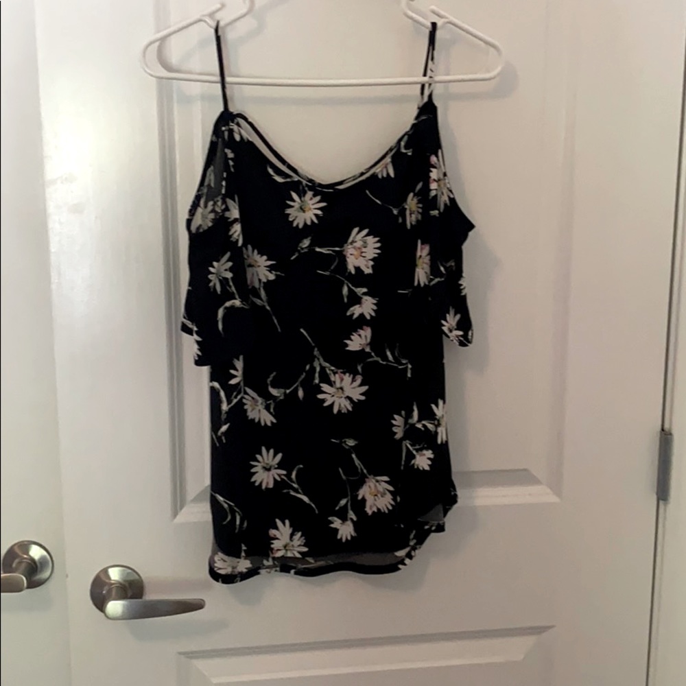 Black flowery cold shoulder